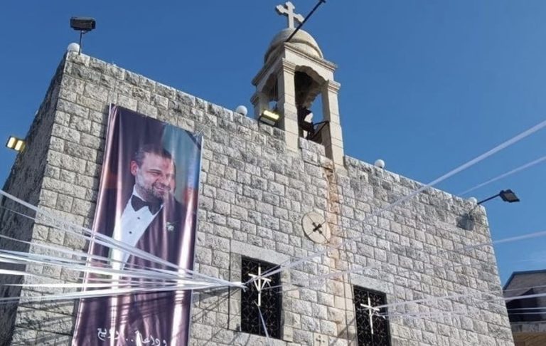 كفرون تودع وديع وسوف بمشاركة حاشدة.. وجورج جونيور وسوف: “لم يعد للحياة معنى”