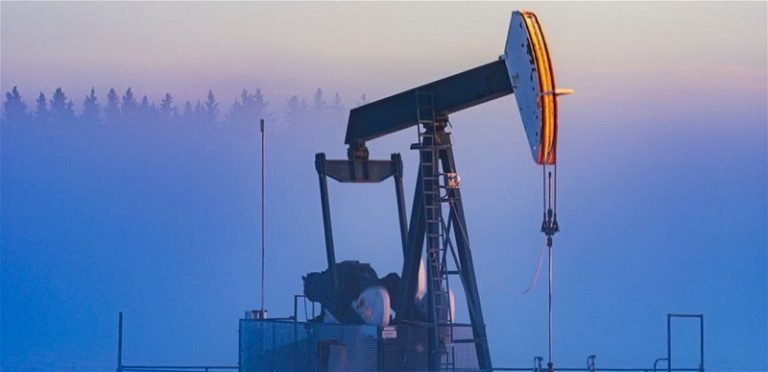 مع تراجع مخزونات الخام الأميركية.. إرتفاع في أسعار النفط