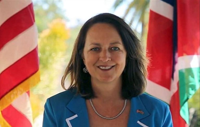 خليفة دوروثي شيا: سفيرة حرب عملت مع “إسرائيل” وتعرف لبنان