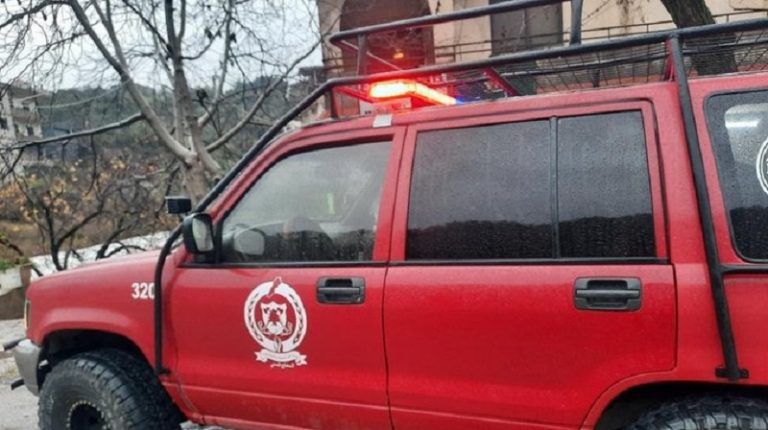 جريحة جراء اصطدام سيارة بحائط في عنايا