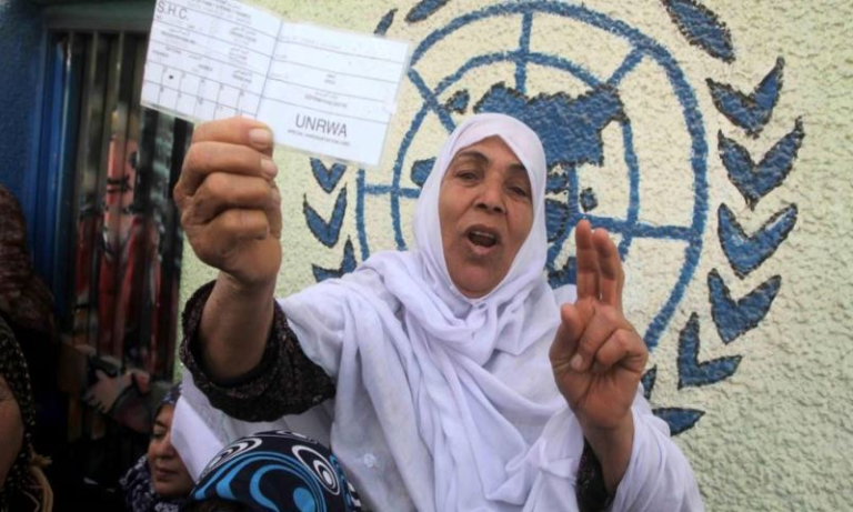 أبو حسنة: تعليق تمويل “الأونروا” له آثار مدمرة!