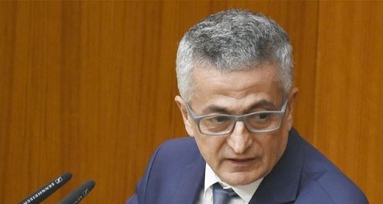 يوسف خليل “بدّو كاش”!