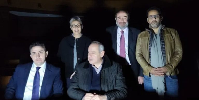 معارضة تغيير مجلس النواب اعتصام