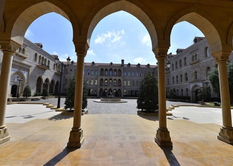 التوتر العالي يجتاح السراي بعد خسارة باسيل رهانه!