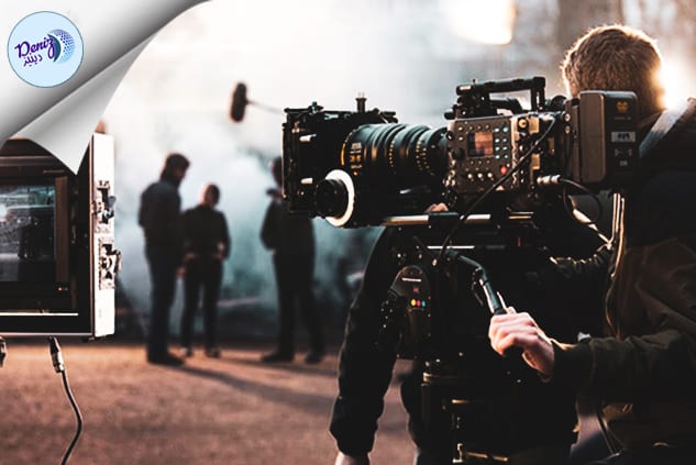 شبه عراة… تسريب صور جريئة لممثل شهير مع حبيبته الجديدة (صور)