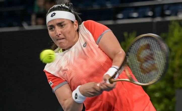 أنس جابر تتأهل لربع نهائي بطولة “أديلايد” للتنس