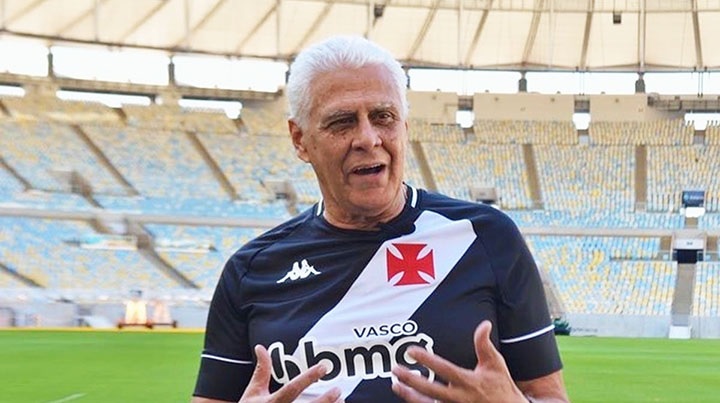 وفاة هداف البرازيل في مونديال 1982