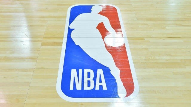 NBA: الجمهور يصنع الحدث ويُحقق رقماً قياسياً جديداً.. اليكم التفاصيل