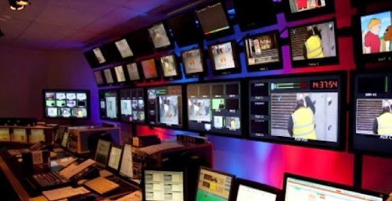 اعلامية لبنانية شهيرة في المستشفى.. وهذا وضعها الصحي (صورة)