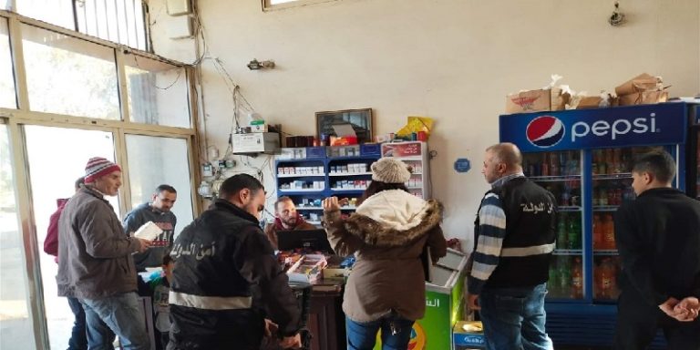 مواد فاسدة داخل مؤسسات تجارية في الشمال