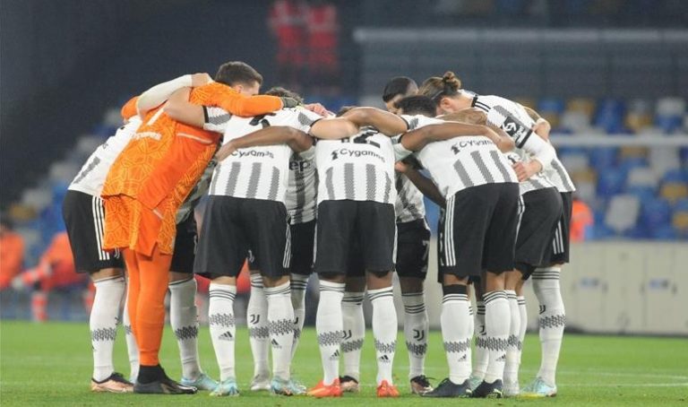 زلزال كروي في ايطاليا.. خصم 15 نقطة من رصيد جوفنتوس