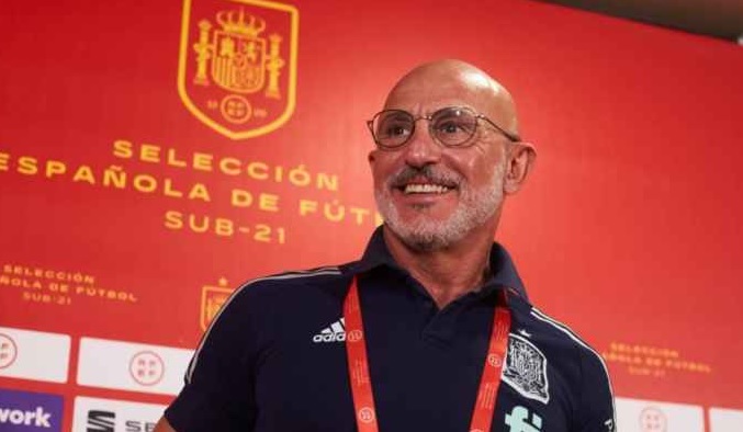 دي لافوينتي ينوي الاستعانة بالحرس القديم