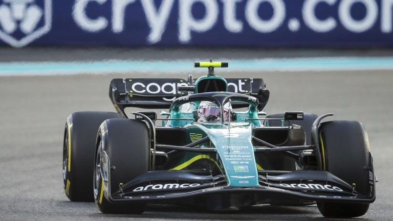 فيتيل وشوماخر يخرجان من سباق الأبطال