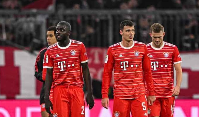 الدوري الالماني لكرة القدم: تعثر ثالث متتالي لبايرن ميونخ