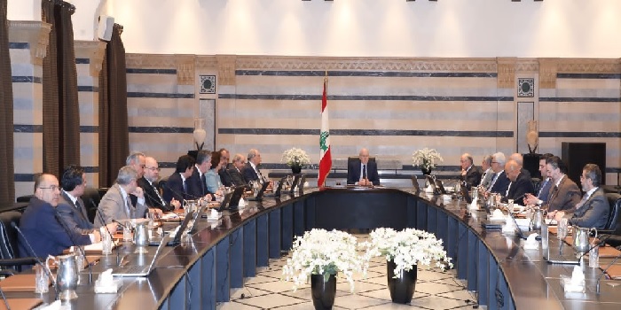 عن جلسة مجلس الوزراء والملف التربوي.. هذا ما كشفه الحلبي