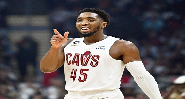 رقم قياسي لدونوفان ميتشيل في دوري السلة الاميركي