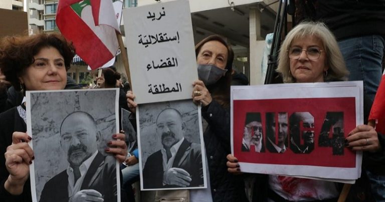 بالصور: إعتصام أهالي ضحايا انفجار المرفأ أمام “العدلية”