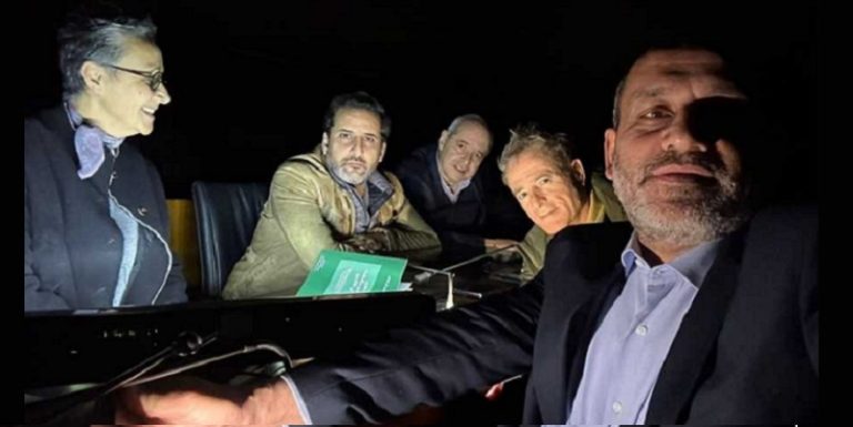 نواب المعارضة التغيير اعتصام مجلس النواب نيابي