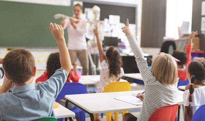 العودة إلى المدارس: تعليم ولا تعليم