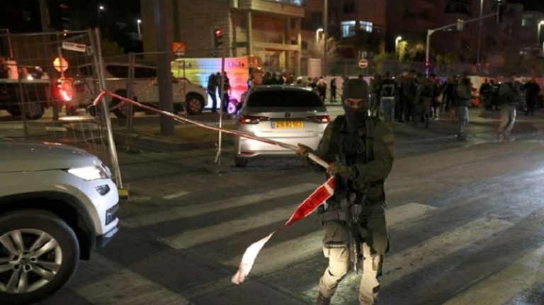 الفصائل الفلسطينية تبارك العملية البطولية في القدس