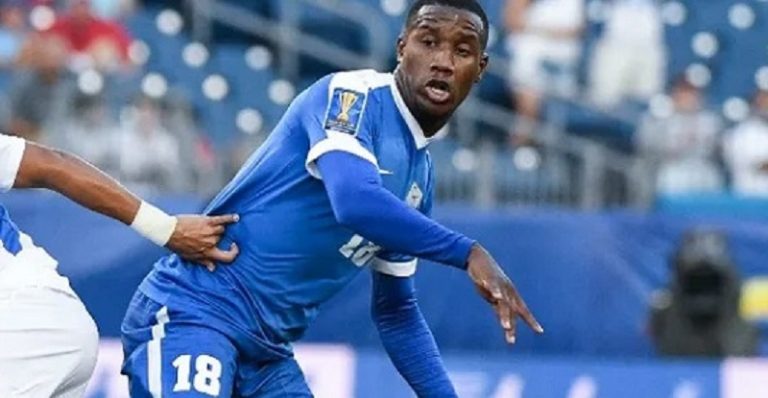 توقيف لاعب كرة قدم بحوزته 100 كغ من الكوكايين