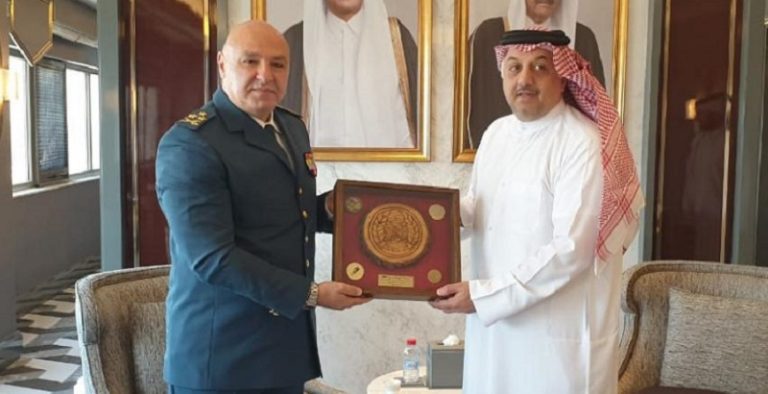 قطر تستثمر في لبنان.. و100 دولار لكل عسكري
