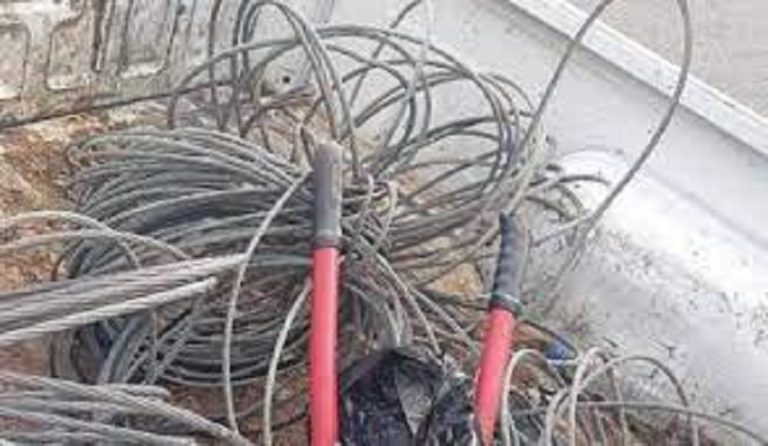 سرقة 500 متر كابلات كهربائية في جعيتا