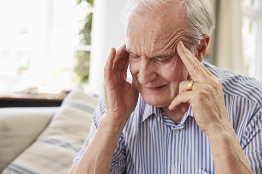 ما الأسباب الحقيقية التي تؤدي إلى الخرف؟