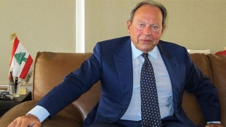 لحود في نعي الحسيني: إمتلك صفة تكاد تصبح نادرة لدى الطبقة السياسية