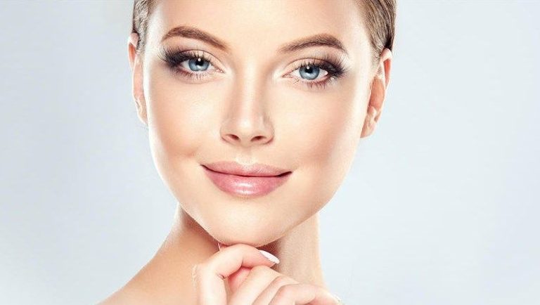للقضاء على عيوب البشرة.. هذه هي الطرق المناسبة