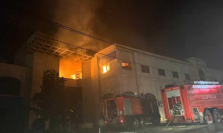 ما جديد حريق مستودع الخرضوات في النبطية؟