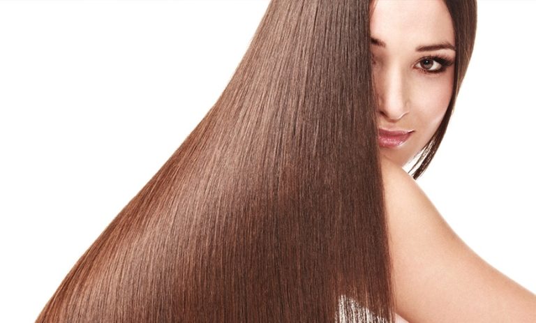 ما الذي يساعد المرأة للمحافظة على جمال شعرها؟