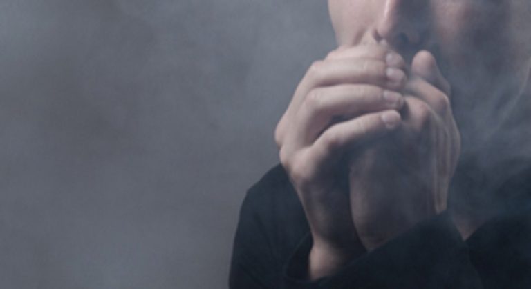 اختناق مواطنَين بالغاز في الجميجمة