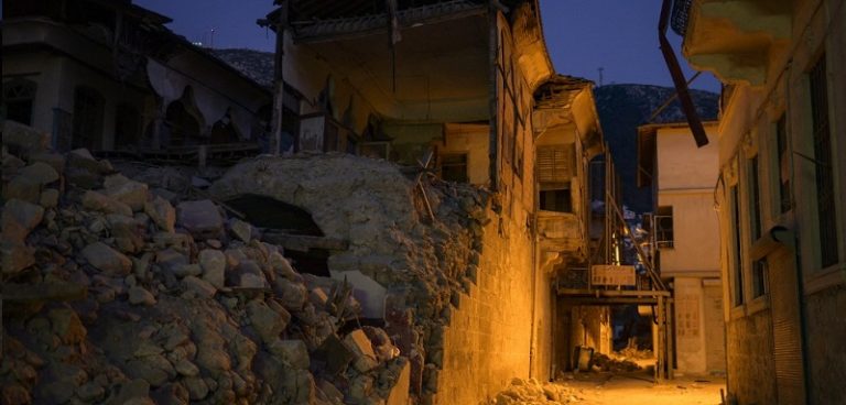 عدد الضحايا يتجاوز 45 ألفاً جراء زلزال شرق المتوسط