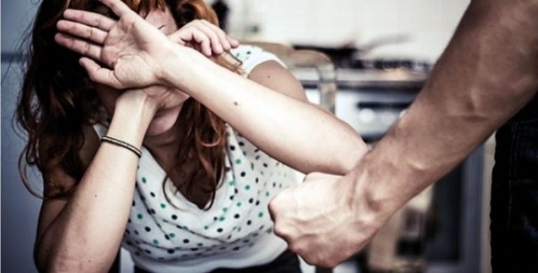 لماذا تموت النساء في لبنان على أيدي أزواجهن؟