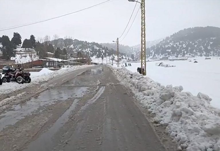 إرشادات حول القيادة في العاصفة للدفاع المدني