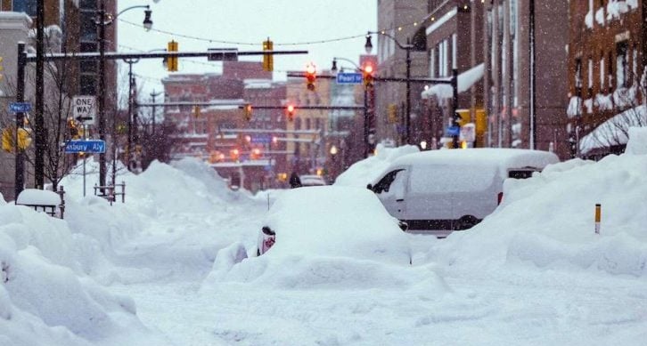 عاصفة مدمرة تضرب 48 ولاية أميركية