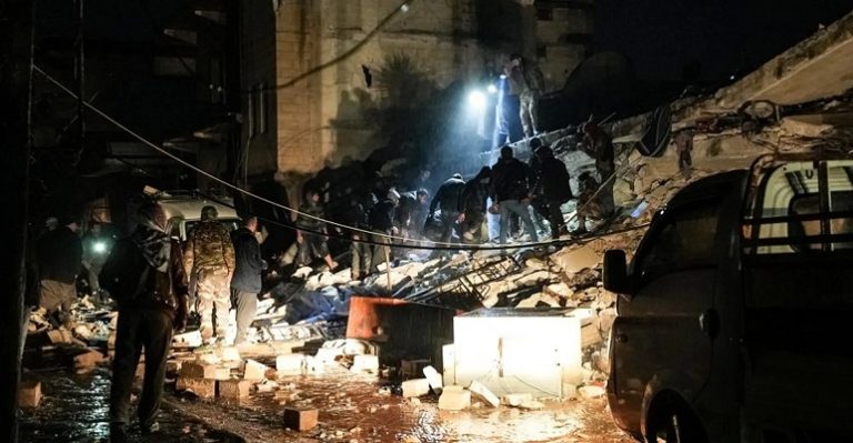 بالفيديو.. كارثة الزلزال في سوريا: سقوط 237 ضحية