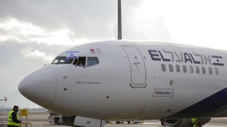 أول رحلة طيران “إسرائيلية” تعبر فوق عُمان