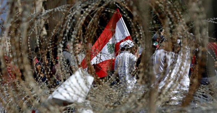 من يحاسب أبواق الفتنة؟