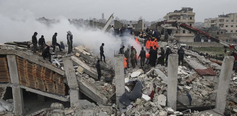 مراسلون على خطّ الزلزال: تغطية على مقياس قلب