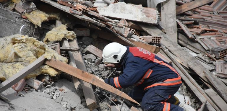 فيديوهات توثق انهيار مبان في ملاطية التركية