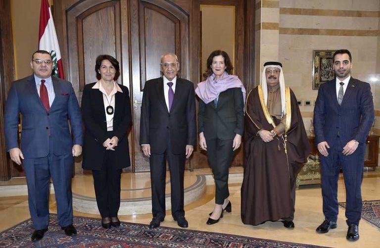 سفراء “اللقاء الخماسي”: عدم انتخاب رئيس سيرتب إعادة النظر في العلاقة مع لبنان