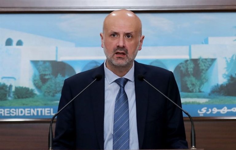 مولوي: لا أضرار جراء الزلزال باستثناء انهيار حائط في برج حمود