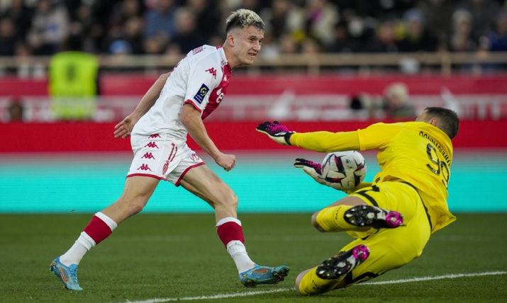 خسارة مدوية لباريس سان جيرمان امام موناكو