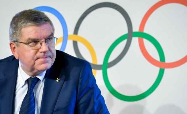 باخ: الأولمبية الدولية “تشارك الأوكرانيين معاناتهم”