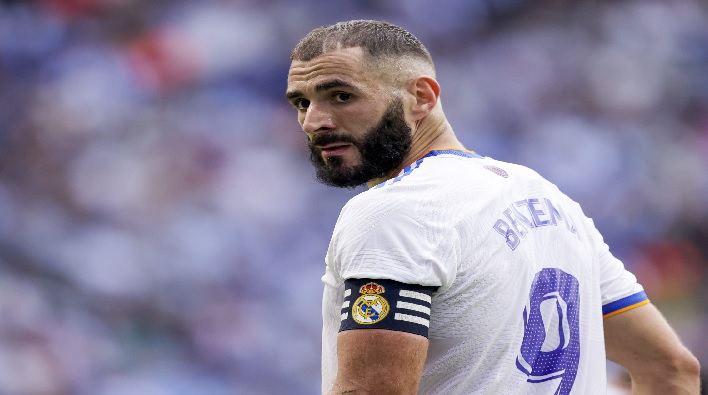 قطرات الدماء تكشف هوية سارق منزل بنزيما