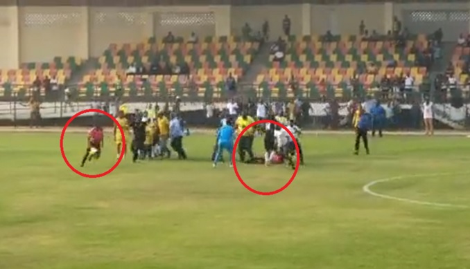بالفيديو.. اعتداء وحشي على طاقم التحكيم في مباراة محلية في الكاميرون