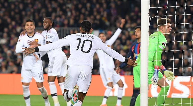 تعادل مُثير بين برشلونة ومانشستر يونايتد