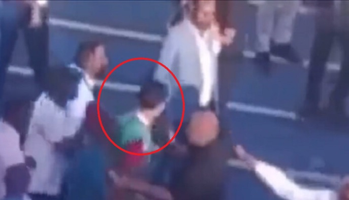 بالفيديو.. لحظة تعرض حارس الاهلي المصري للضرب